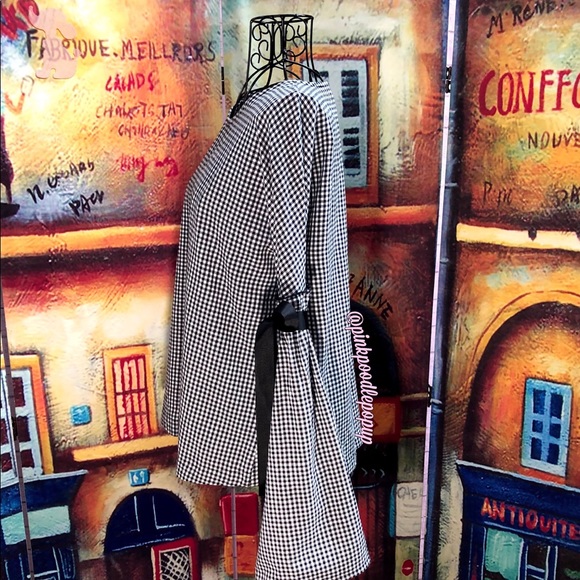 RD Style B&W Checked Shirt W/ Long Flared Sleeves - Picture 4 of 7